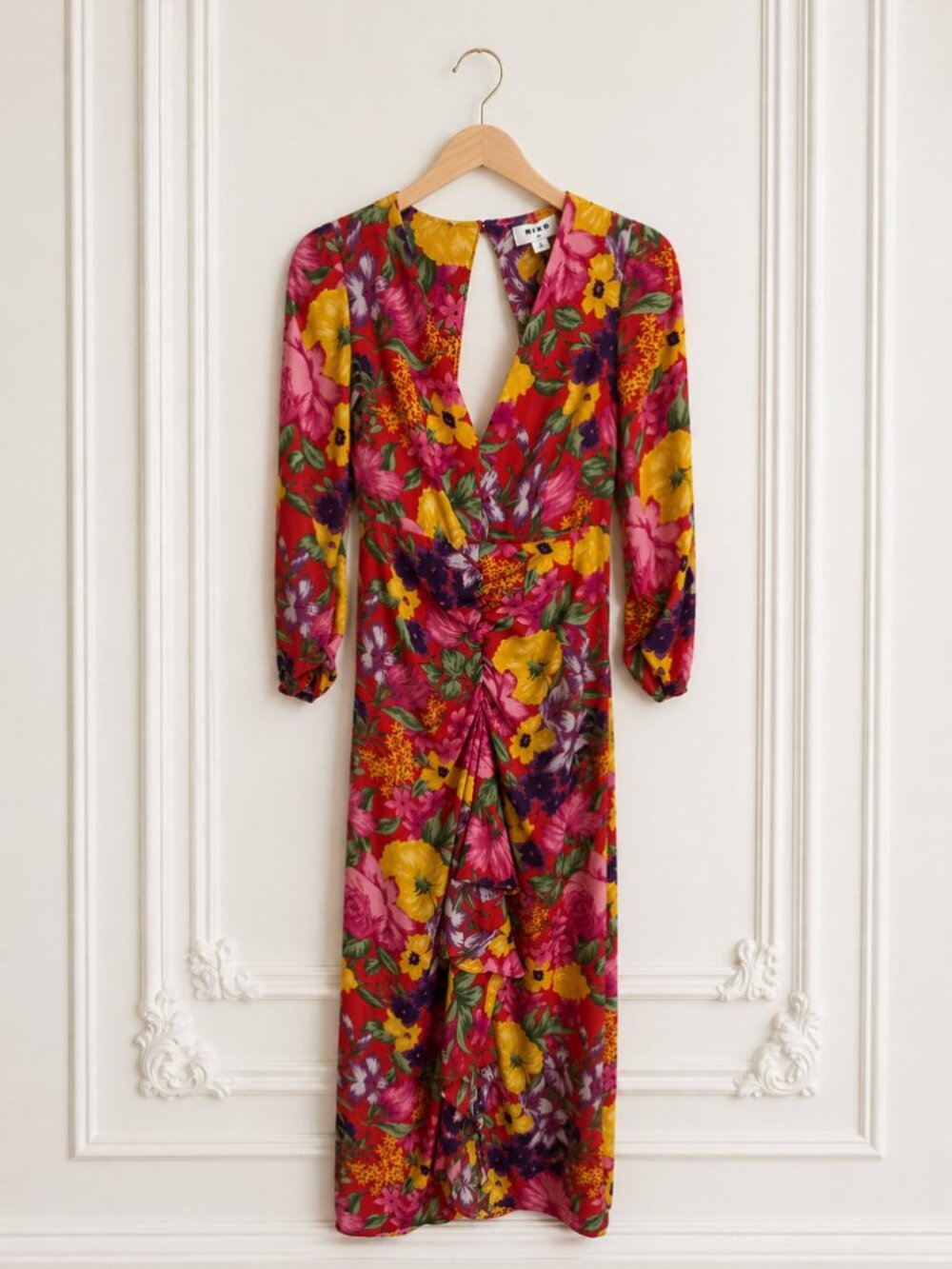 Size 2 RIXO Pink Floral Open Back Cascade Ruffle Dress - Picture 4 of 5